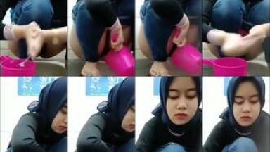 Intipin hijab manis lagi pipis -WWW.KONTOL.IN