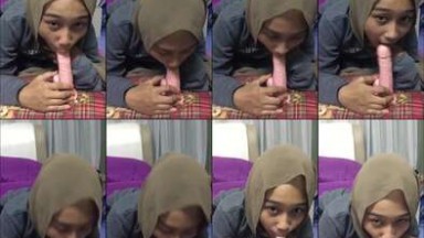 Keysha Jilbab Binal Nyepong Dildo