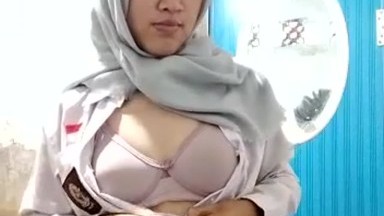 ABG_SMA_Hijab_Sange_Telanjang.Bokepi com