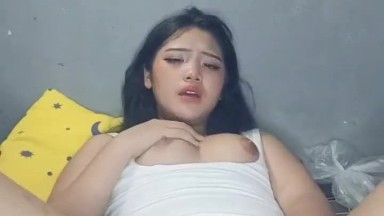 Gadis Cantik Suka Bermasturbasi