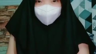 Jilbab Hitam cantik maen diLdo