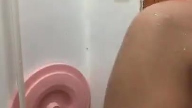 ABG suka Live sambil mandi