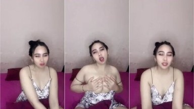 Puting Susu Mbak Cantik - AVTub