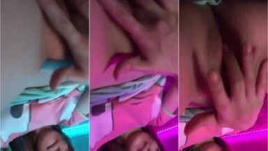 Cewek Kacamata Rambut Bondol Pap Meki Perawan Hot - Streaming Bokep Indonesia