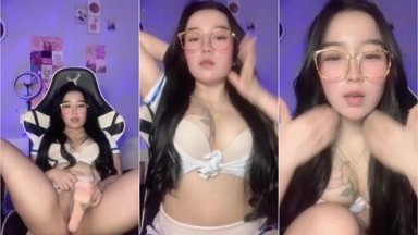 Kak Vira Suka Dildo Panjang Ngangkang POV Blowjob - Streaming Bokep Indonesia