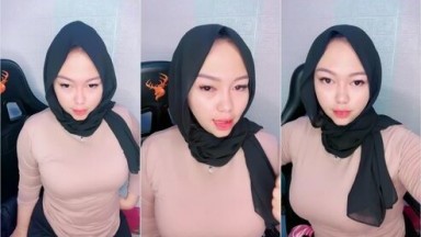 Waspada Sama Kak Mawar Jilbab Nakal Suka Tipu Buka VCS - Bokep VCS