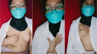 Biani Jilbab Hitam Ukhti Nakal Pamer Nenen Utingnya - AVTub