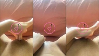 Celva Colmek Pake Jari Sepong Dildo - Bokep Indo