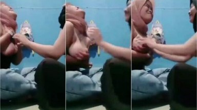 Jilbab Pamer Tocil Colmek Sampai Memek Berlendir - Bokep Indo