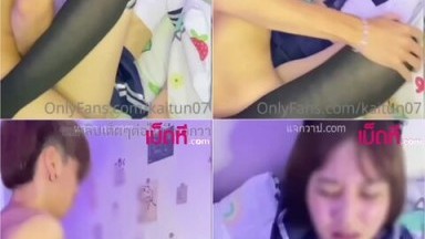 Video Porno, Nong Kaitun kaitun07, meraih dan melebarkan vaginanya, meniduri live, gadis cantik, payudara besar