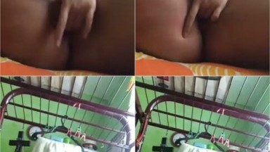 Gadis Burma, super imut, menggoda vaginanya melakukan masturbasi