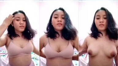 Bokep Indo-Rara Beraniin Buat Pamer Tete - Bokep Indo Terbaru