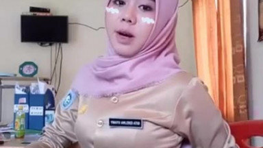 jilbab scandal 527