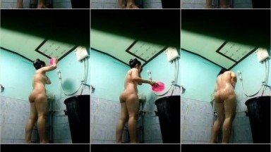 Ngintip Tante Tocil Tapi Semok Lagi Mandi 3 - Bokep Indo Terbaru