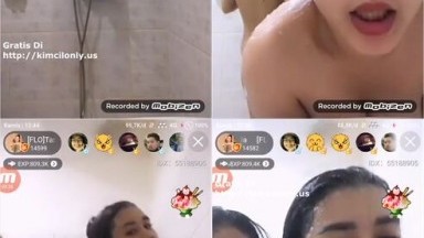 NN ABG mandi bareng 5m - Bokep Indo Terbaru