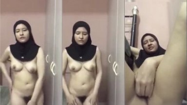 Hijab bandung tak kuasa menahan nafsu - Bokep Indo Terbaru