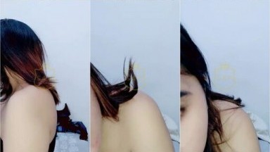 Mbak Novie Full Face Live Omek Ngangkang Mantap Nih - Bokep Indo Terbaru