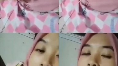 Jilbab (20) - Bokep Indo Terbaru