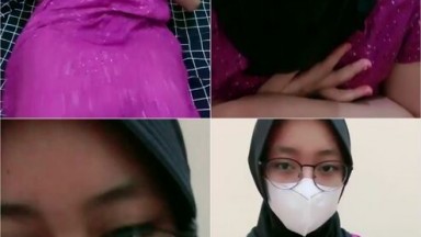 Mimin Jilbab Show Belahan Dan Paha Mulus - At Live Omek - Bokep Indo Terbaru