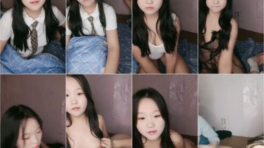 Dua gadis kecil yang sangat lucu, bercinta dengan liar di kamar berbayar 1 - BOKEP ASIA