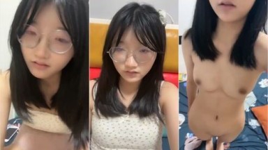 gadis sekolah menengah pertama live omek 6