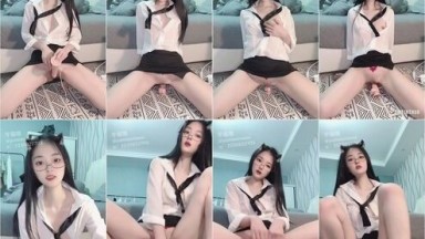 Bokep Cina colmek keluar banyak crot