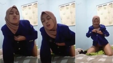 abg hijab sange minta dientot - Bokepi com